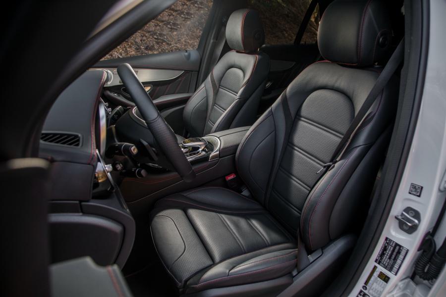 Интерьер Mercedes-AMG GLC43 4Matic 2016 года  (NA) (фото 14 из 20)